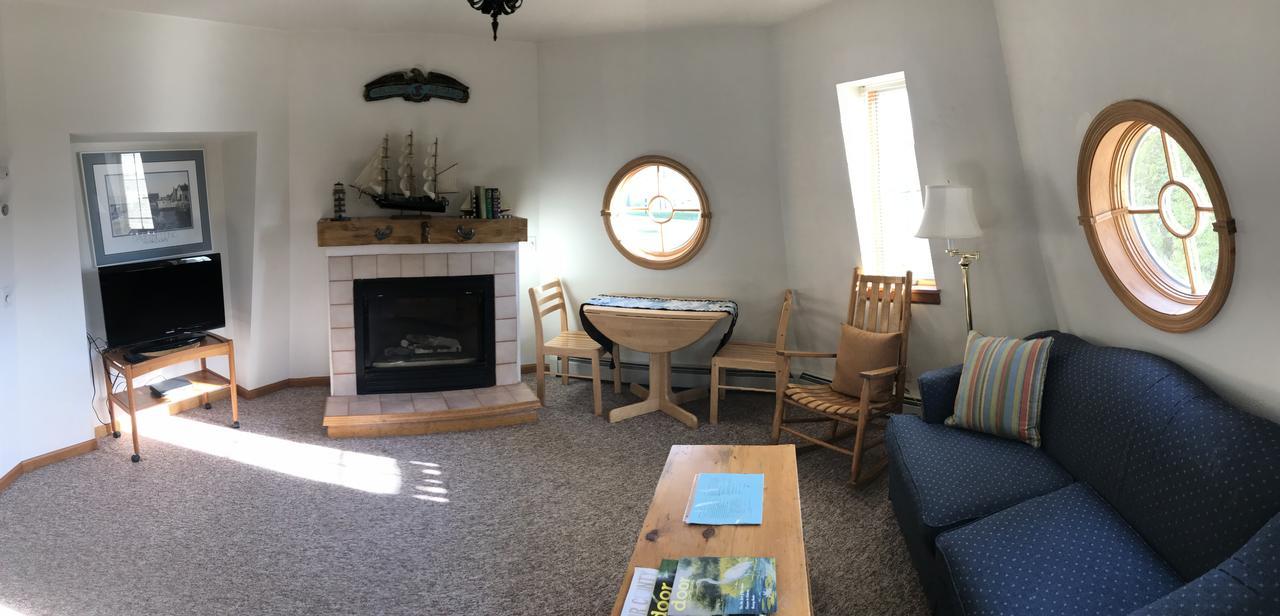 Harbor Light Inn Gills Rock Экстерьер фото