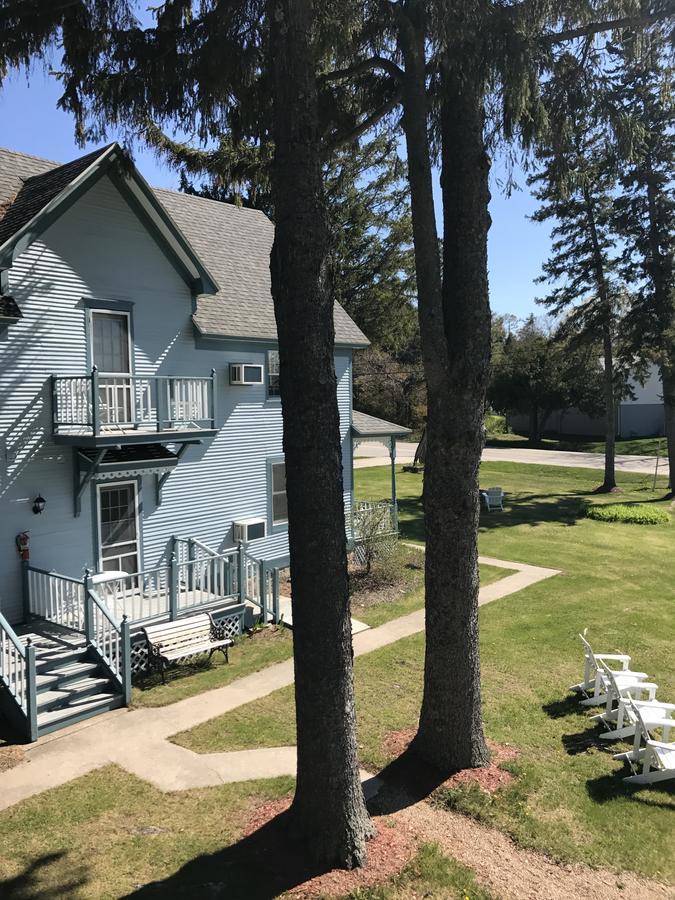 Harbor Light Inn Gills Rock Экстерьер фото